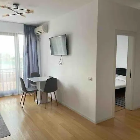Lake View Apartament In Constanta Mamaia